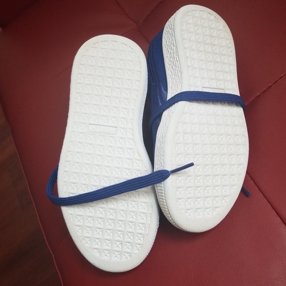 Puma - Picture 3 of 4